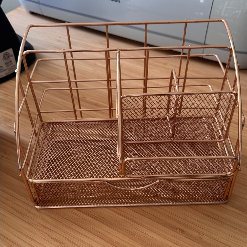Rose gold desk organizer like new